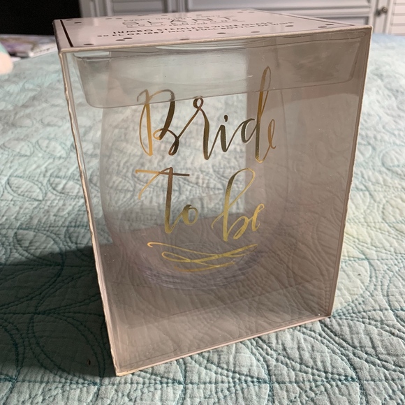 Slant Jumbo Stemless Wine Glass - Bride to be - Picture 3 of 8